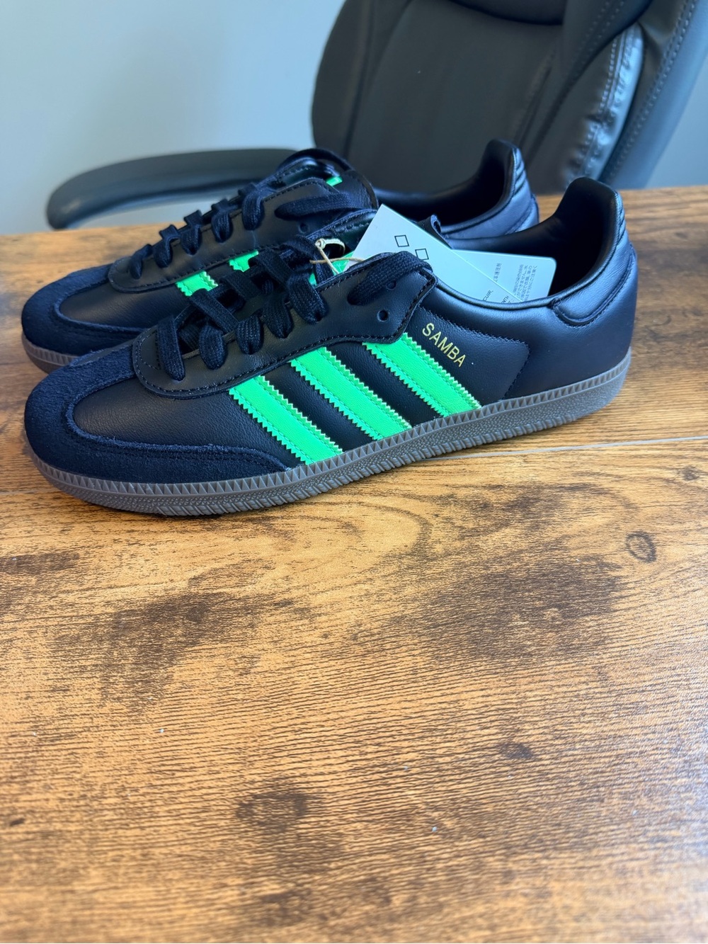 adidas Samba Black with Bright Green Stripes 7M/8W